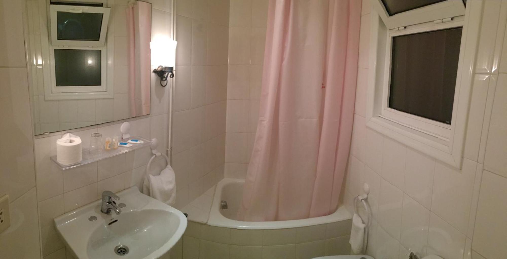 Hotel Bayona Baiona Bilik gambar